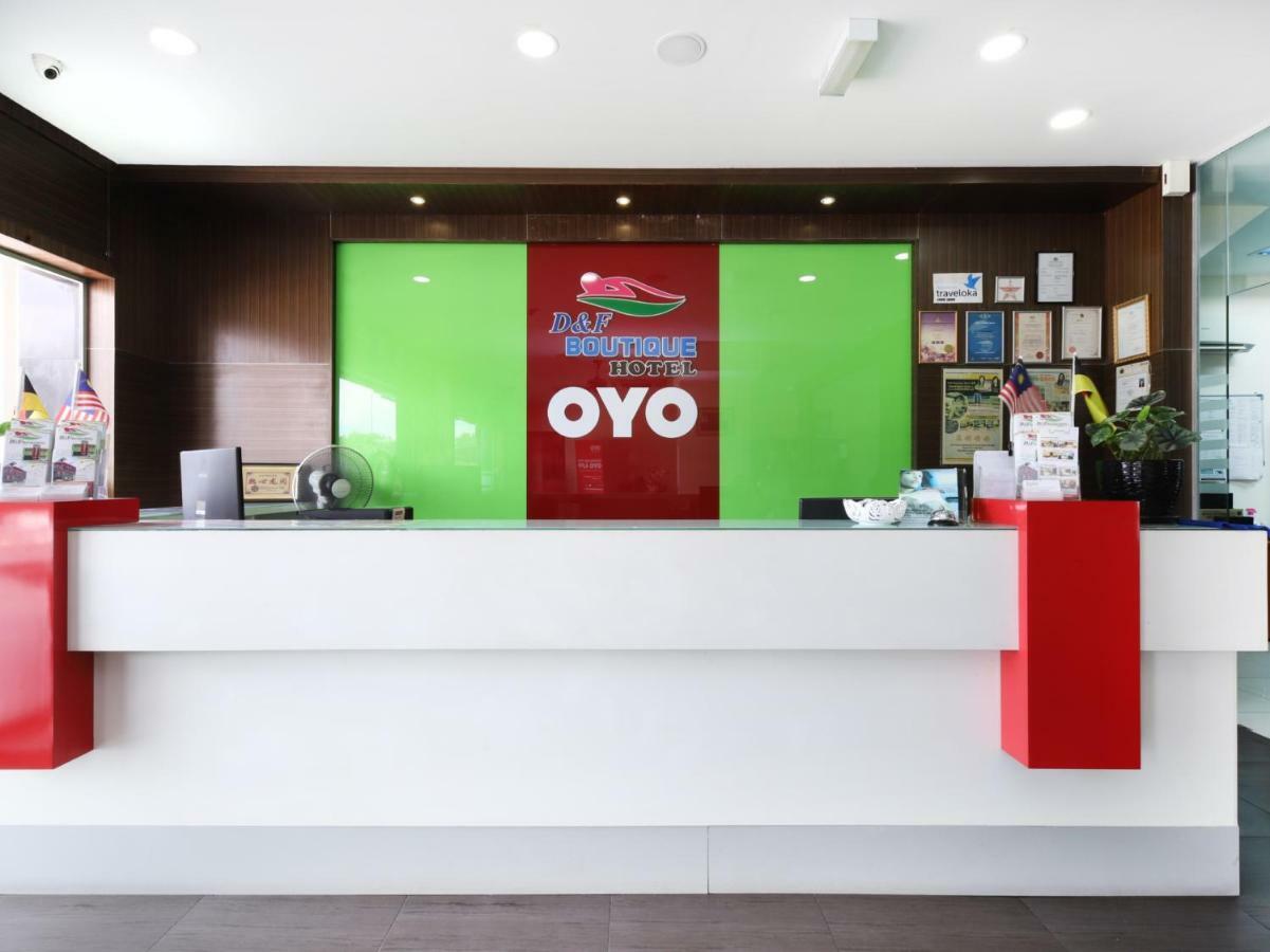 Oyo 498 D&F Boutique Hotel Senawang Seremban Exterior photo