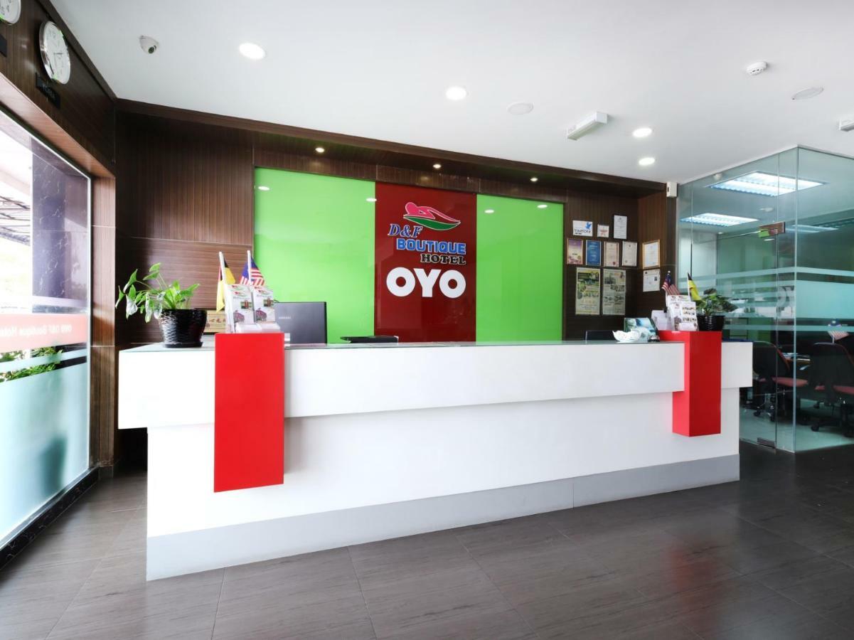 Oyo 498 D&F Boutique Hotel Senawang Seremban Exterior photo